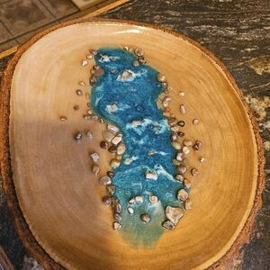 Wooden ring slab center peice water and rock designs